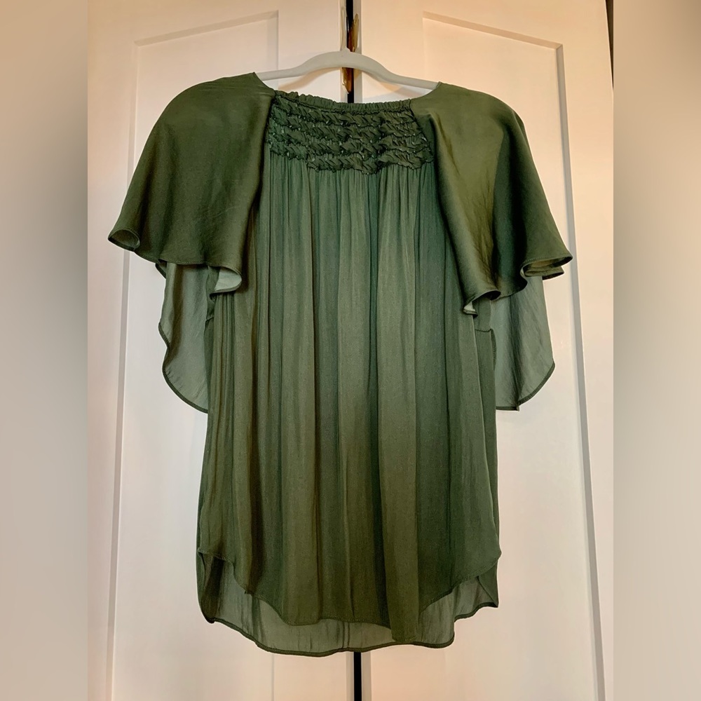 Halston Heritage women’s olive green silk top, Small yet loose fitting